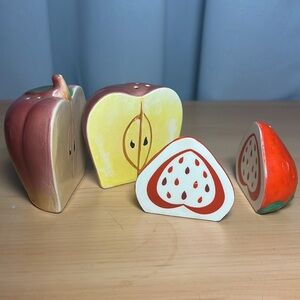 Apple Slices & Strawberries Ceramic Salt and Pepper Shakers (4 total pieces)